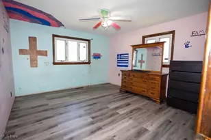 456 Sycamore Dr, Campbell, OH 44405 - Photo 17