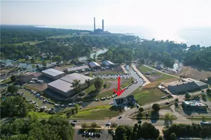 2048 Forest Dr, Eastlake, OH 44095 - Photo 5