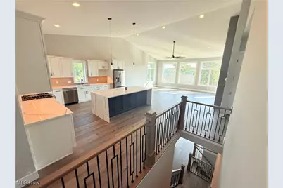 2048 Forest Drive, Eastlake, OH 44095 - Photo 13