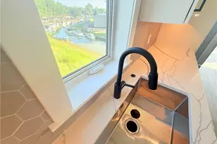 2048 Forest Dr, Eastlake, OH 44095 - Photo 17