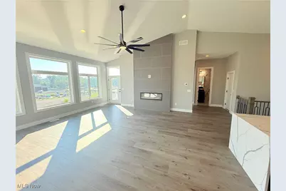 2048 Forest Drive, Eastlake, OH 44095 - Photo 21