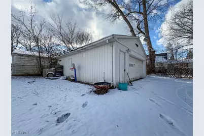 166 S Schenley Avenue, Youngstown, OH 44509 - Photo 15