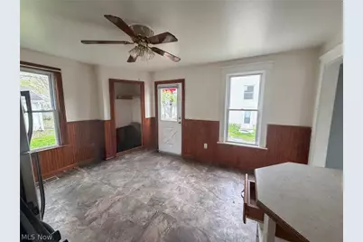 166 S Schenley Avenue, Youngstown, OH 44509 - Photo 9