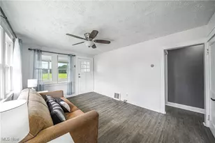 11480 Aebi Ave NE, Alliance, OH 44601 - Photo 7