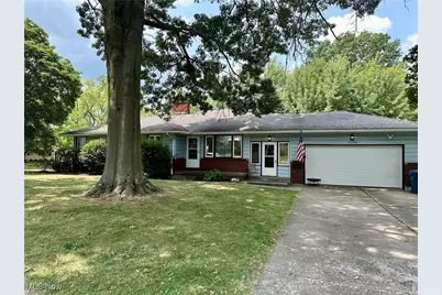 1004 N Bentley Avenue, Niles, OH 44446 - Photo 1