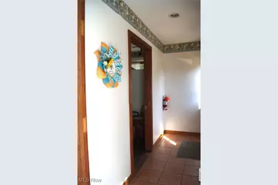 208 2nd Street SW, Carrollton, OH 44615 - Photo 5