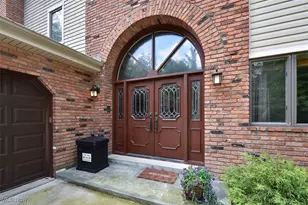 2301 W Royalton Rd, Grandview Heights, OH 44147 - Photo 39