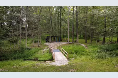 2301 W Royalton Road, Grandview Heights, OH 44147 - Photo 35