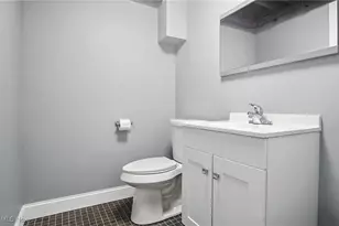 1974 Hawthorne Ave, Stow, OH 44224 - Photo 29