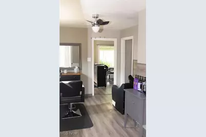 204 W Union Avenue, West Lafayette, OH 43845 - Photo 9