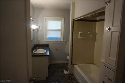 881 Stoner Street, Akron, OH 44320 - Photo 9