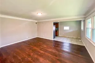 17209 Palda Dr, Loveland, OH 44128 - Photo 7