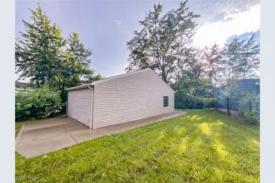 17209 Palda Drive, Loveland, OH 44128 - Photo 27
