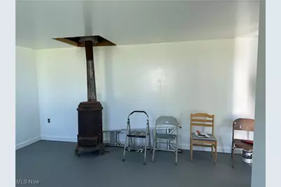 4394 Lake Road N, Geneva, OH 44041 - Photo 3