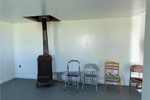 4394 Lake Road N, Geneva, OH 44041 - Photo 3