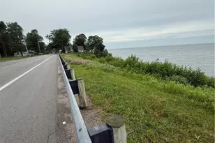 4394 Lake Road N, Geneva, OH 44041 - Photo 9