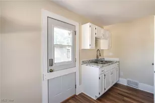 567 E Cuyahoga Falls Ave, Akron, OH 44310 - Photo 23