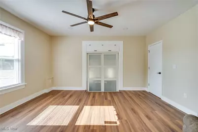 567 E Cuyahoga Falls Avenue, Akron, OH 44310 - Photo 5