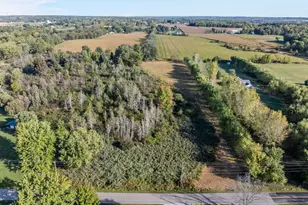 5913 Stuckey Rd, Creston, OH 44217 - Photo 9