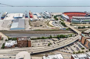 1133 W 9th St, Loveland, OH 44113 - Photo 5