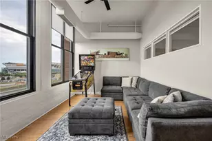 1133 W 9th St, Loveland, OH 44113 - Photo 7