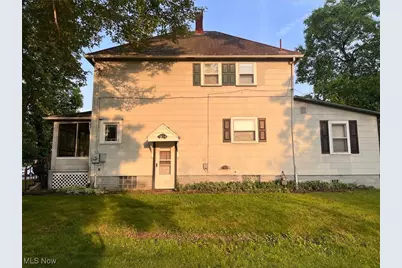 406 W Indiana Avenue, Sebring, OH 44672 - Photo 3