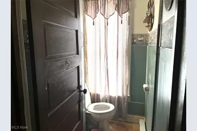 812 Bradshaw, East Liverpool, OH 43920 - Photo 9