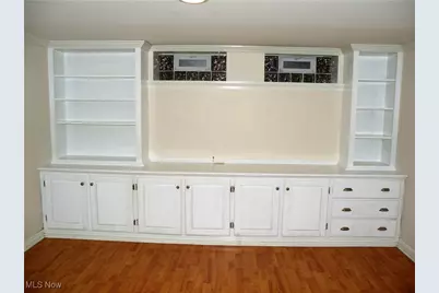 21216 N Park Drive, Fairview Park, OH 44126 - Photo 7