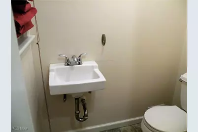 21216 N Park Drive, Fairview Park, OH 44126 - Photo 19