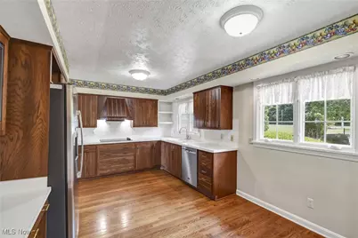 31910 Lake Road, Avon Lake, OH 44012 - Photo 7