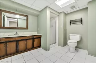 8001 Robin Ln, Brecksville, OH 44141 - Photo 43