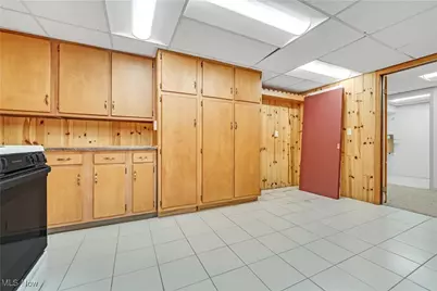 8001 Robin Lane, Brecksville, OH 44141 - Photo 47