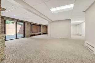 8001 Robin Ln, Brecksville, OH 44141 - Photo 41