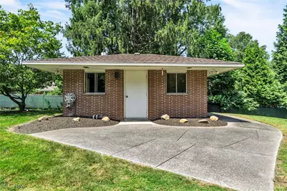 8001 Robin Lane, Brecksville, OH 44141 - Photo 13