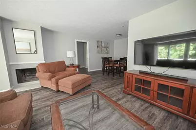 17672 Eastbrook Trail, Chagrin Falls, OH 44023 - Photo 5