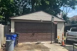 15301 Parkgrove Ave, Loveland, OH 44110 - Photo 9