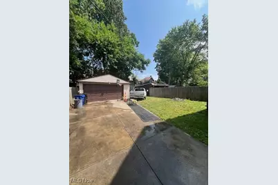 15301 Parkgrove Avenue, Loveland, OH 44110 - Photo 31