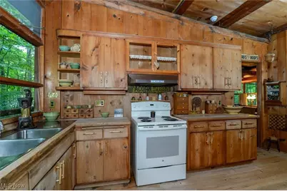 9661 Stone Road, Litchfield, OH 44253 - Photo 7