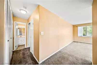 12520 Edgewater Drive #210, Oakwood, OH 44107 - Photo 17