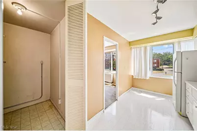 12520 Edgewater Drive #210, Oakwood, OH 44107 - Photo 19