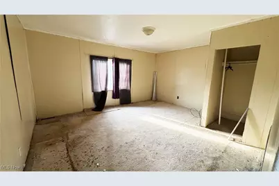 124 Butte Street, Steubenville, OH 43952 - Photo 13