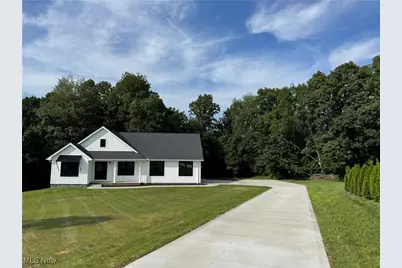 10377 Pr 275, Millersburg, OH 44654 - Photo 1