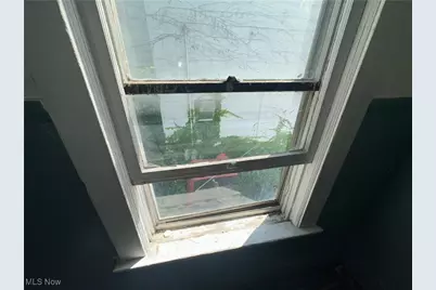 737 E 165th Street, Loveland, OH 44110 - Photo 15