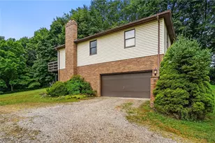 1660 Martin Rd, Mogadore, OH 44260 - Photo 3