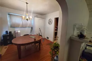 657 E 131st St, Loveland, OH 44108 - Photo 5