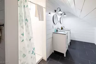 1444 E 108th St, Loveland, OH 44106 - Photo 39