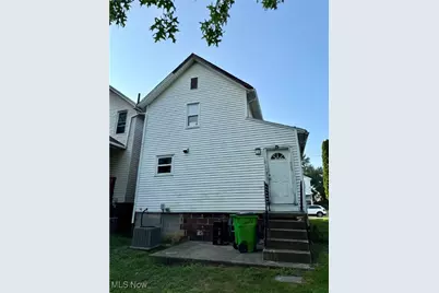 46 Brown Street, Barberton, OH 44203 - Photo 3