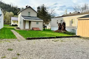 42 Watson St, Dillonvale, OH 43917 - Photo 3