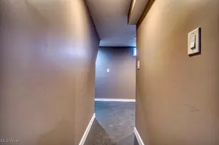 1211 W 10th St, Lorain, OH 44052 - Photo 29