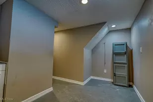 1211 W 10th St, Lorain, OH 44052 - Photo 31